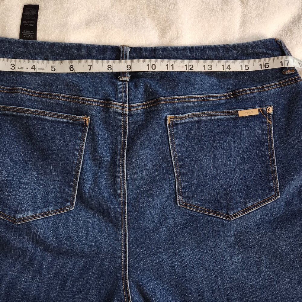 Chicos Girlfriend Jeans - Picture 5 of 9